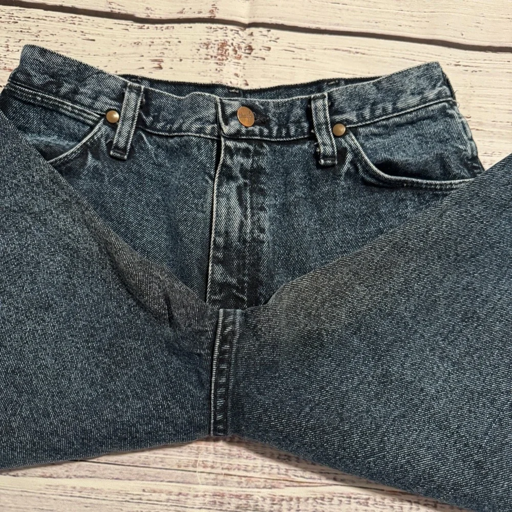 Wrangler description jeans